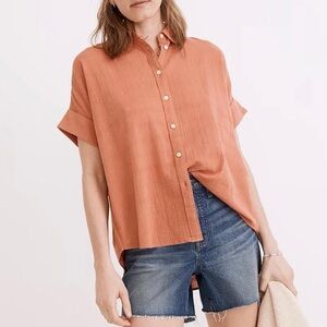 NWT Madewell women’s collared button down in terracotta. Size XS